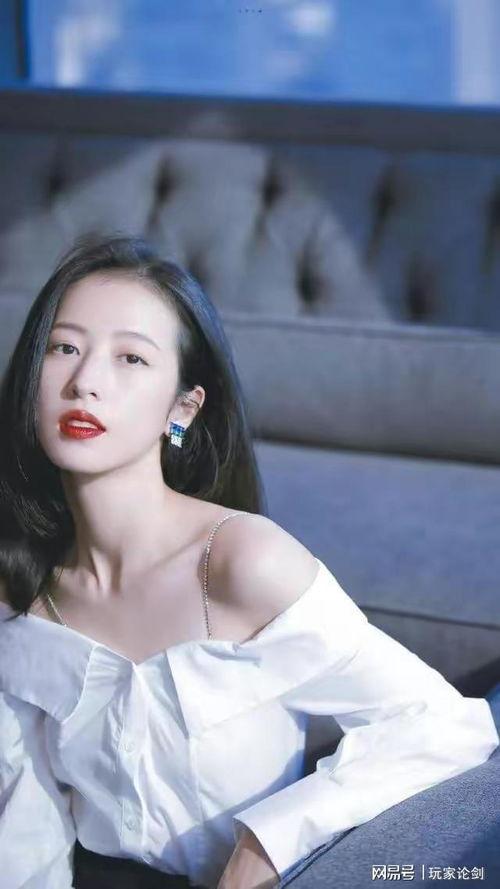 娱乐吃瓜君周雨彤